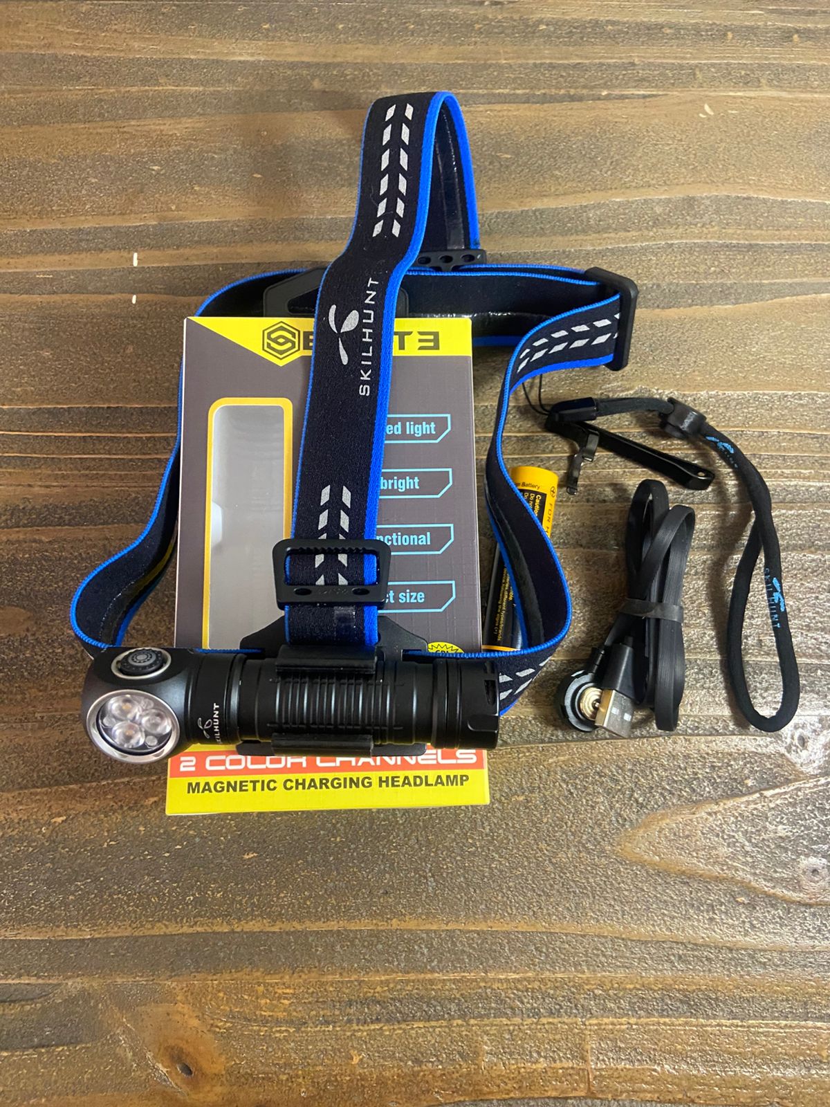 H200 - Dual-Channel White/Red Headlamp