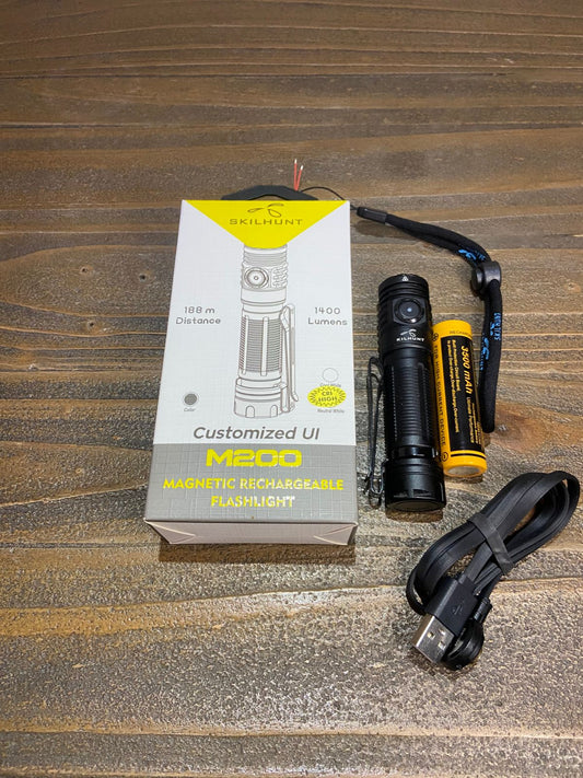 M200 V3 - 1200 Lumens - USB Magnetic Rechargeable - 18650 / CR123A Compatible