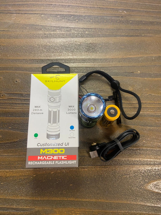 M300 - 2700 Lumens - 21700 Battery - Magnetic USB Rechargeable - CREE XHP50.3 HI Cool White 6500K